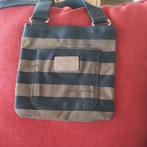 Tommy Hilfiger crossbody